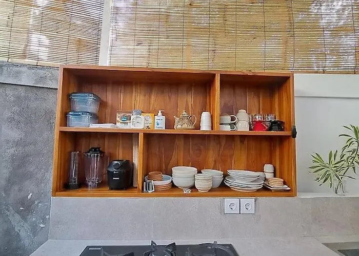 Relaxing Mezzanine 4 In Pererenan Bali, I Feel Good 4 *