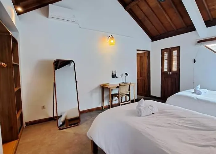 Relaxing Mezzanine 4 In Pererenan Bali, I Feel Good 4 チャングー