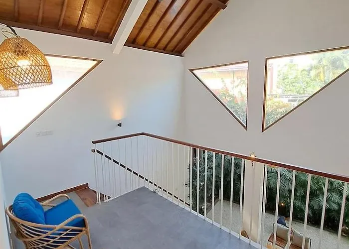 Relaxing Mezzanine 4 In Pererenan Bali, I Feel Good 4