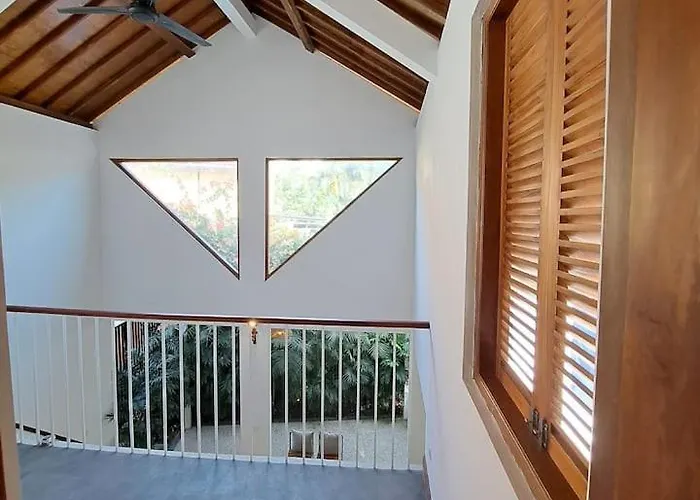 Relaxing Mezzanine 4 In Pererenan Bali, I Feel Good 4 * チャングー